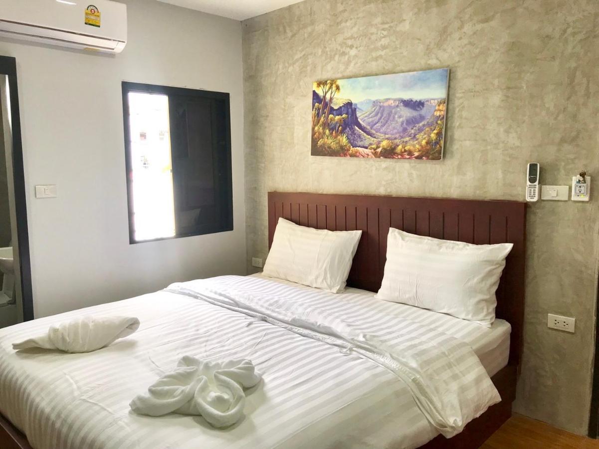 Easy Loft Hostel Phuket Ngoại thất bức ảnh